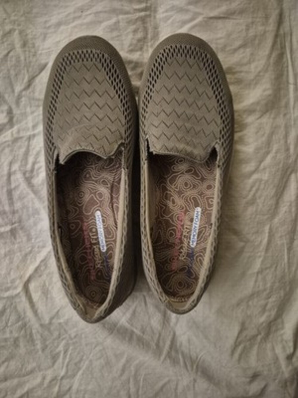 Skechers Reggae Fest Willows Womens Slip On Shoes Dark Tan Sz 8.5 #125